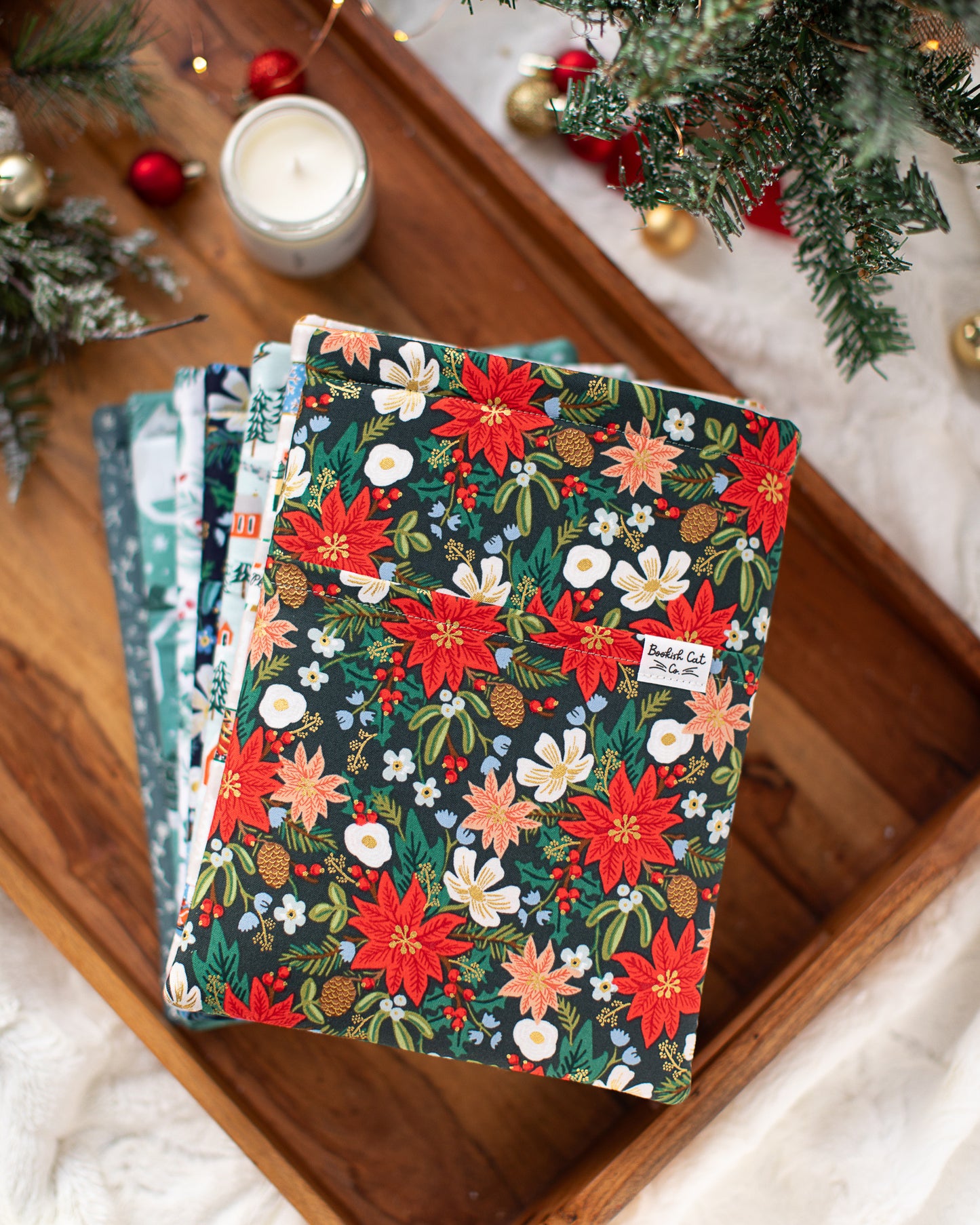 Classic Poinsettia Bouquet Book Sleeve