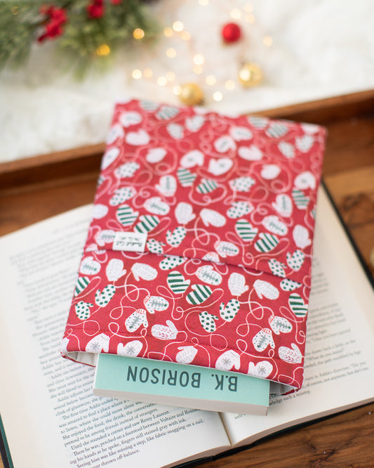 Cozy Mitts Book Sleeve