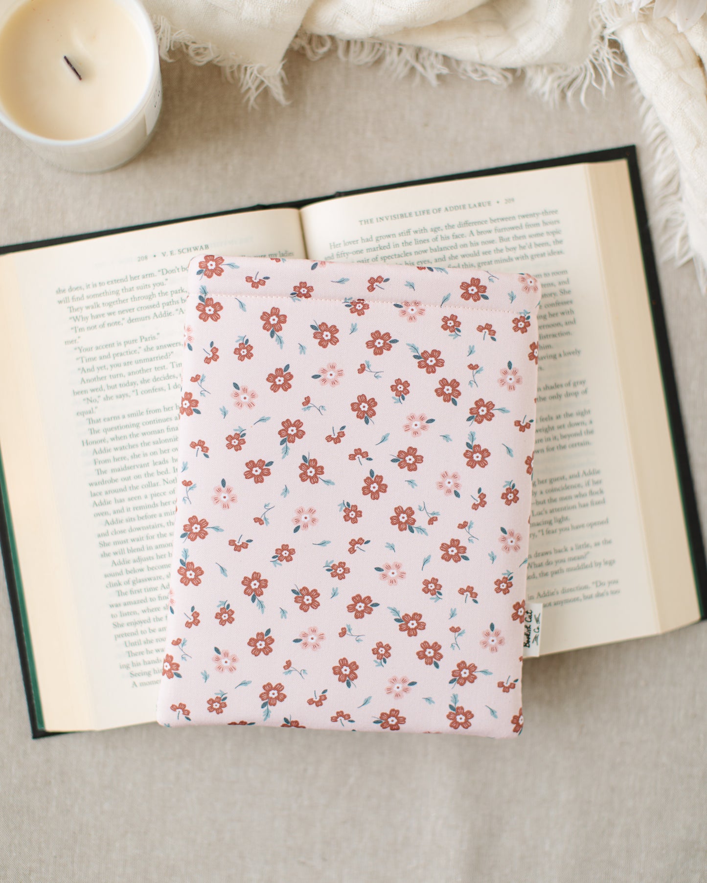 Sweet Blush Book Sleeve