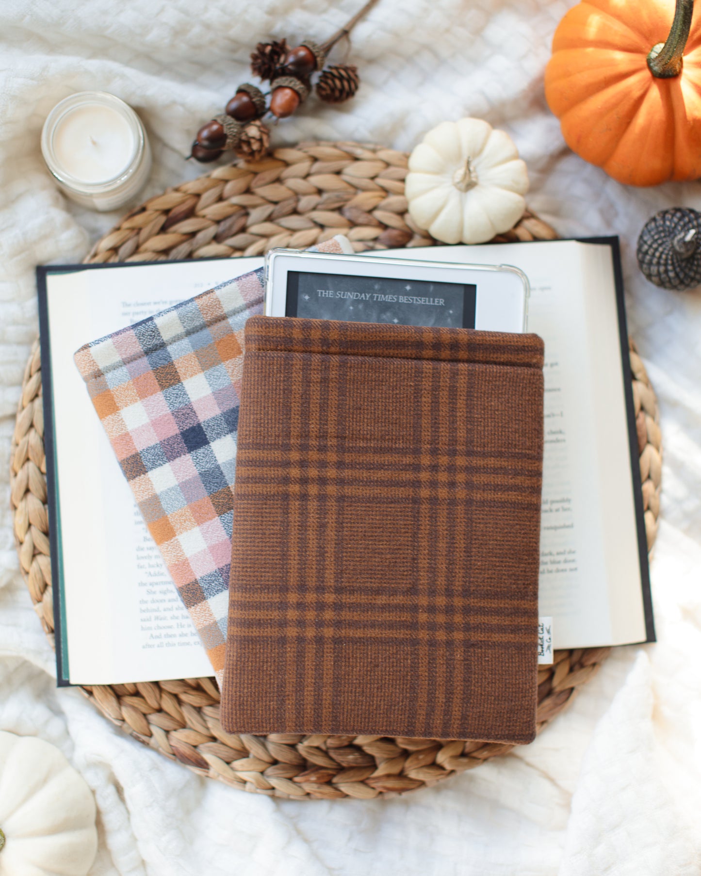 Cinnamon Flannel E-Reader Sleeve