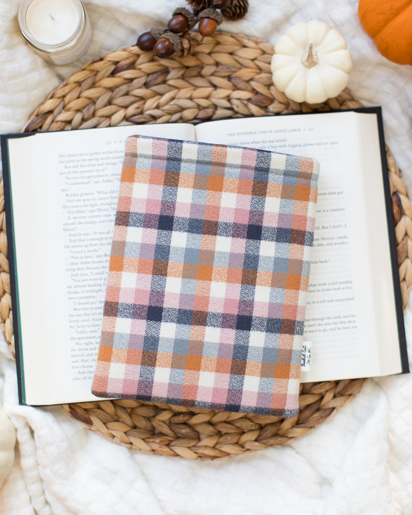 Nutmeg Flannel E-Reader Sleeve