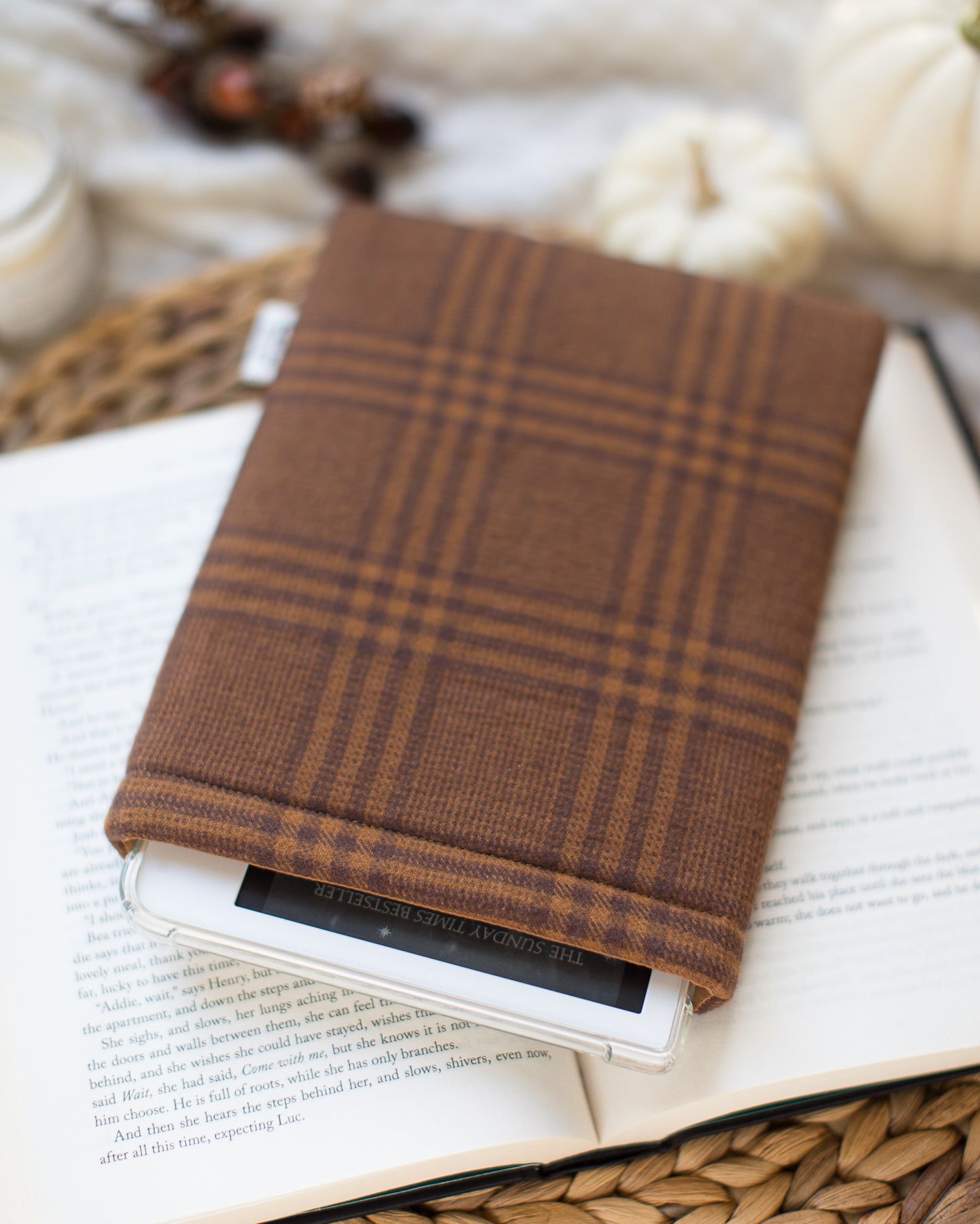 Cinnamon Flannel E-Reader Sleeve