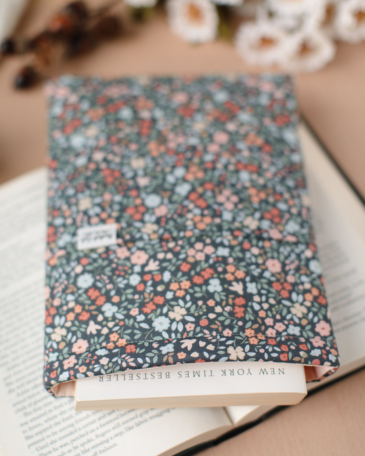 Ditsy Floral Book Sleeve