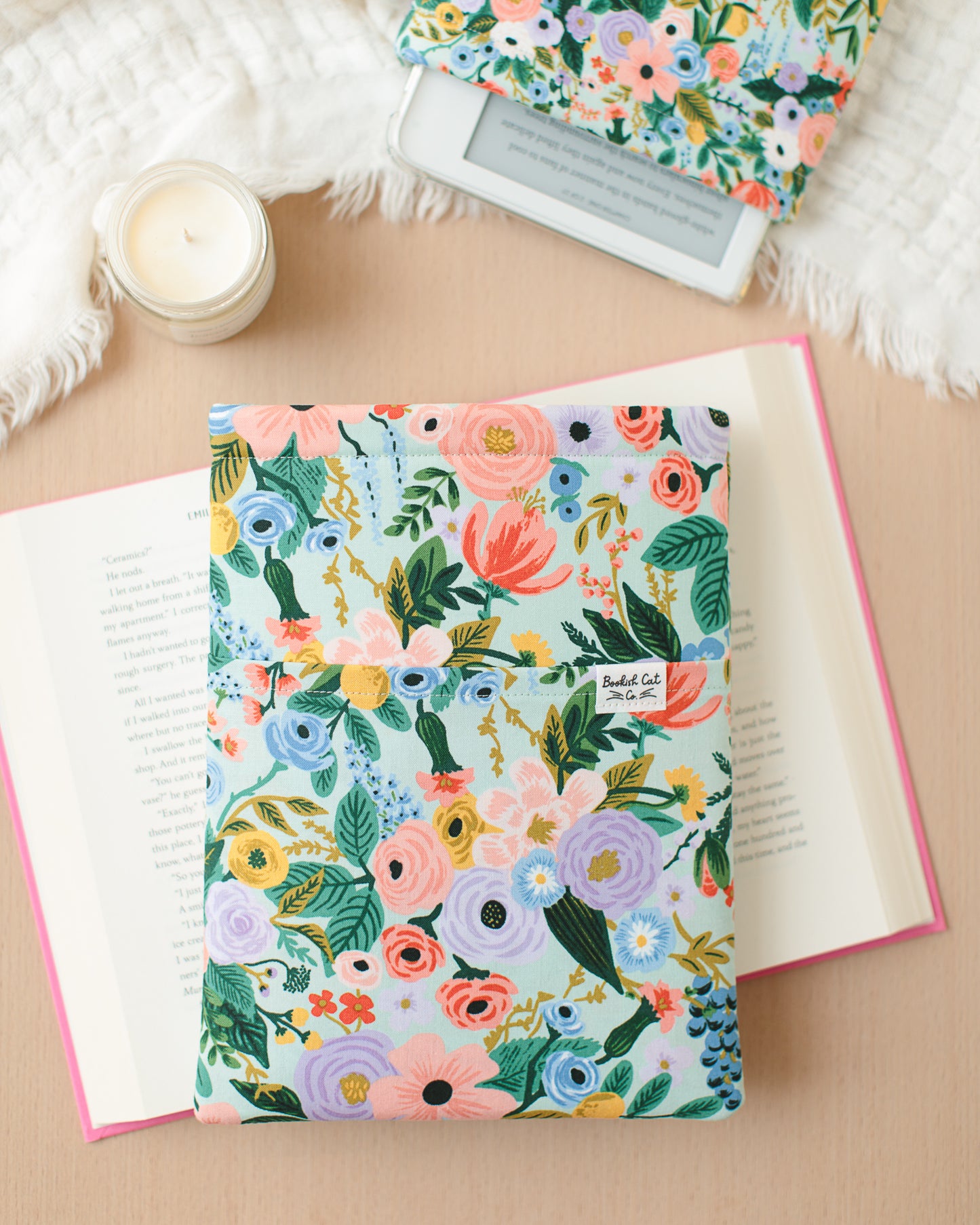 Mint Garden Party Book Sleeve