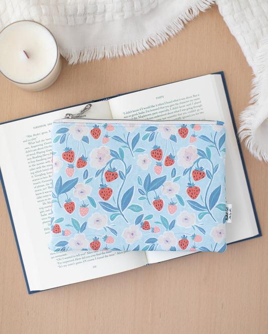 Strawberry Bloom E-Reader Zipper Sleeve