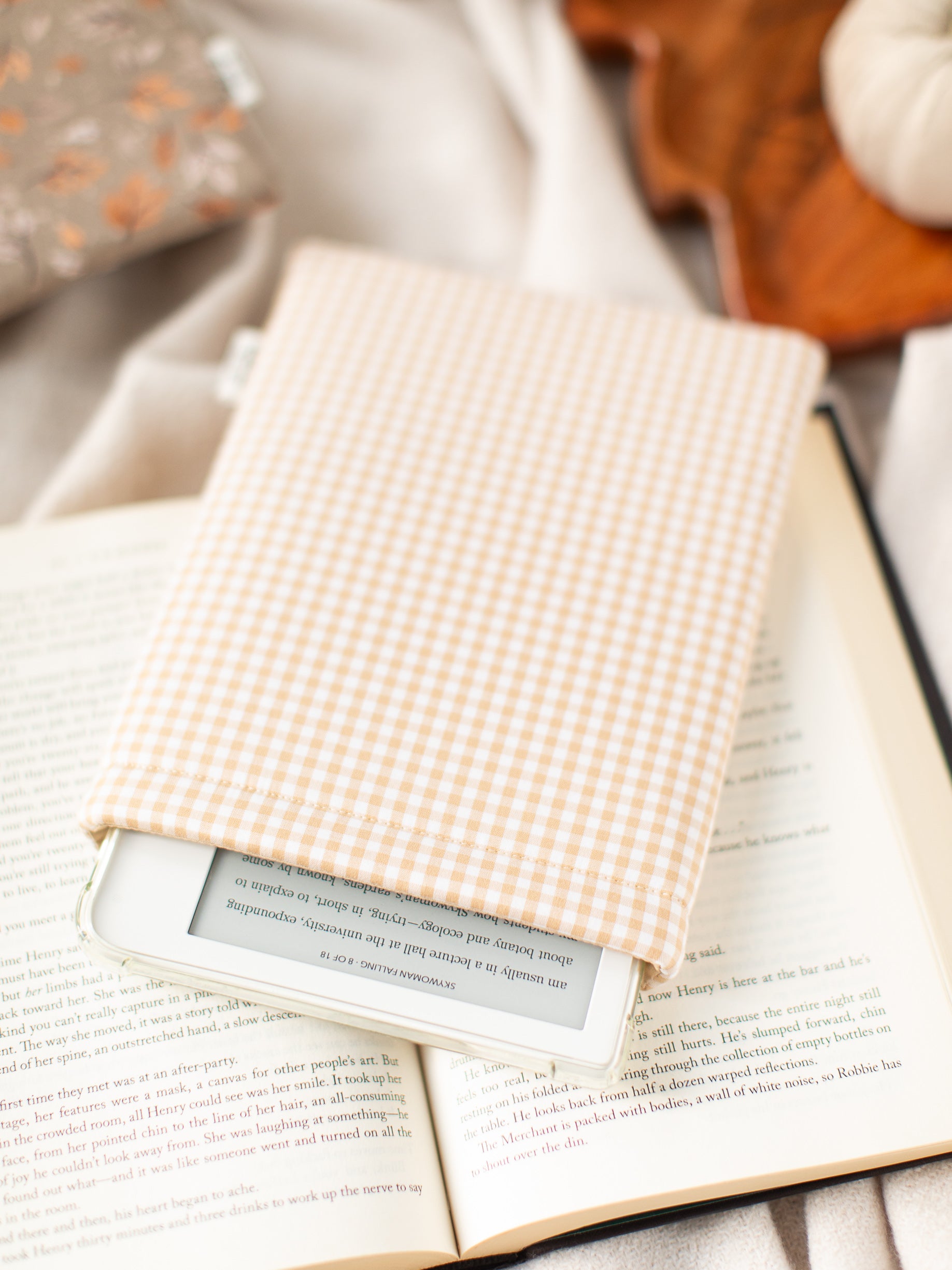 Beige Gingham Book Sleeve