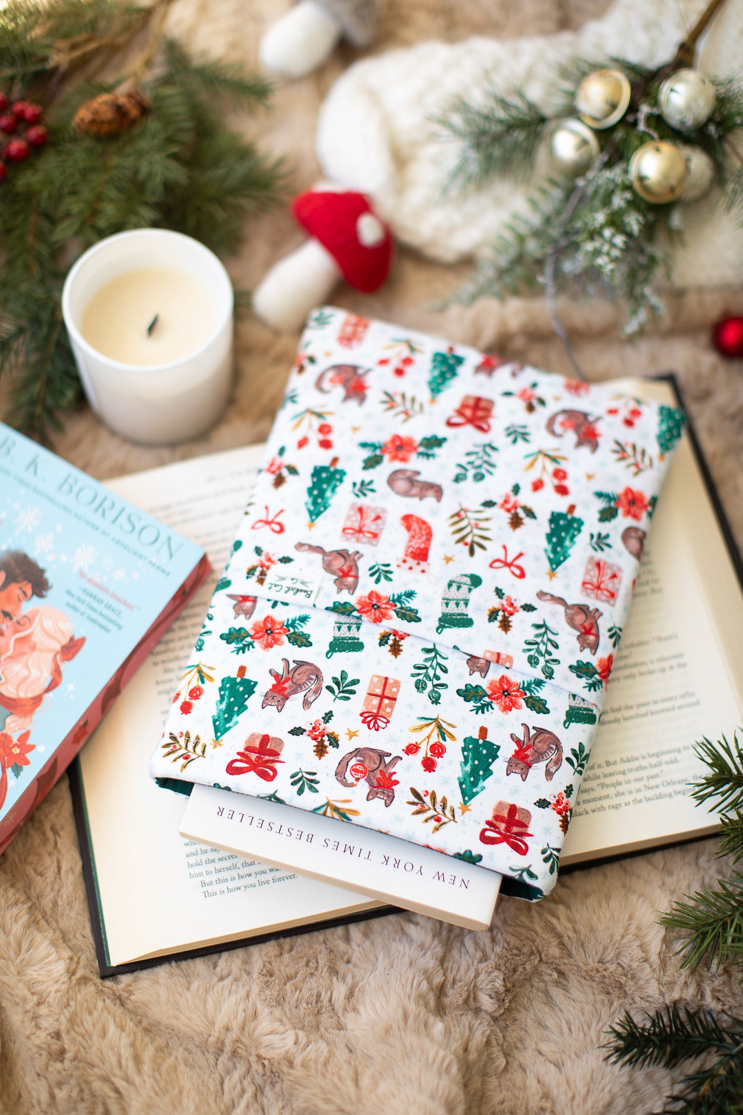 Holly Jolly Cats Book Sleeve