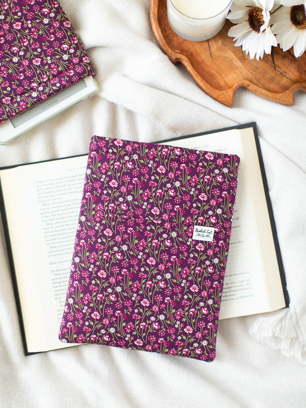 Wildflowers in Deep Mauve Book Sleeve