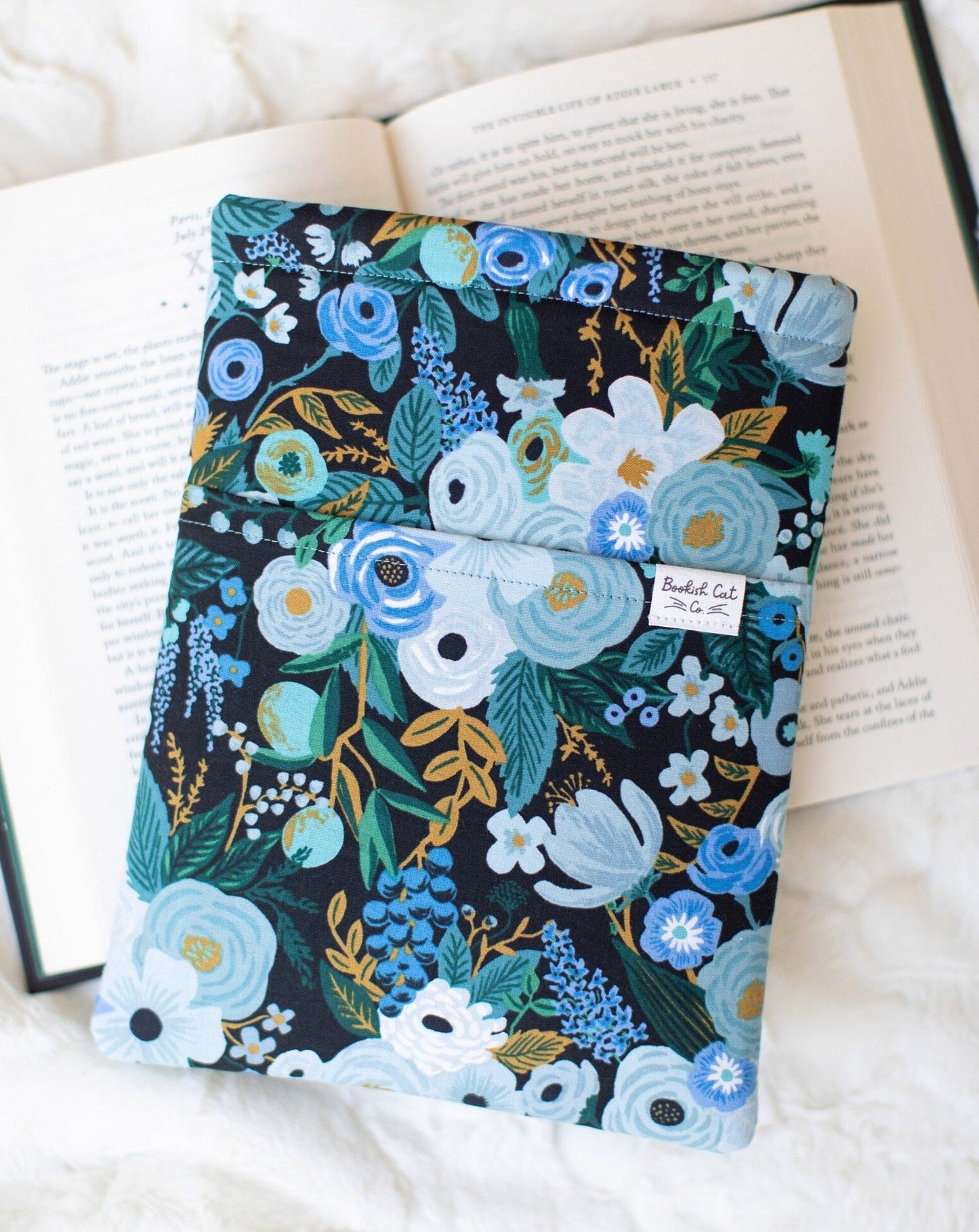 Rifle Paper Co Blue Garden Party Book Sleeve with Front Pocket